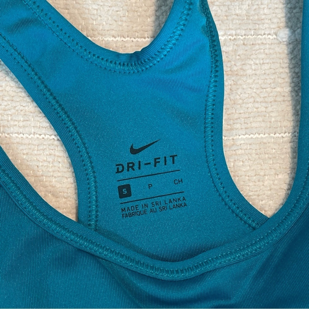 Nike Blue Sports Bra with Racerback Design - Picture 4 of 8